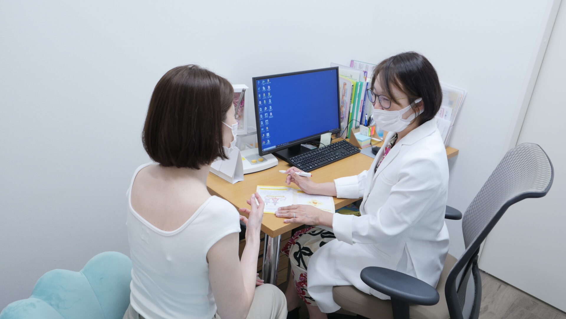 【密着レポ】「生理痛くらい我慢しなきゃ」その思い込みが危険だった。長年我慢してきた”働く女性”の婦人科受診に同行